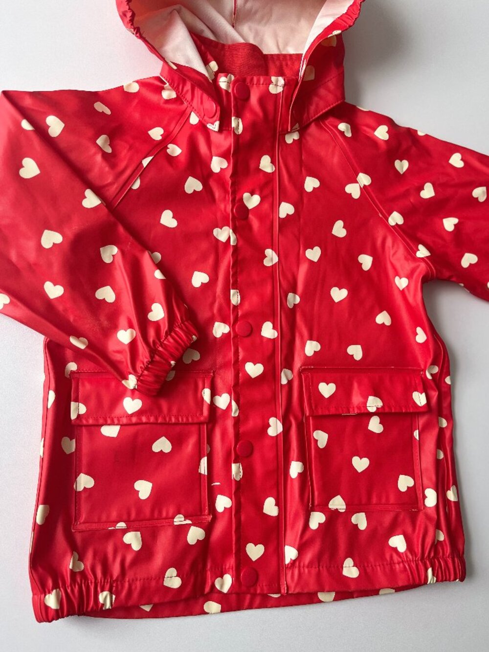 Toddler girls, 2-4Y, red heart AOP raincoat with removable hood & large pockets
